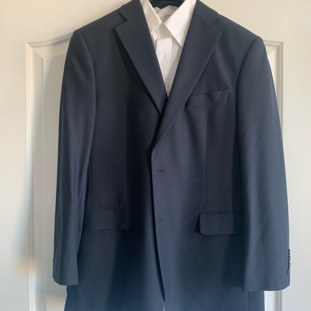 BROOKS BROTHERS SUIT